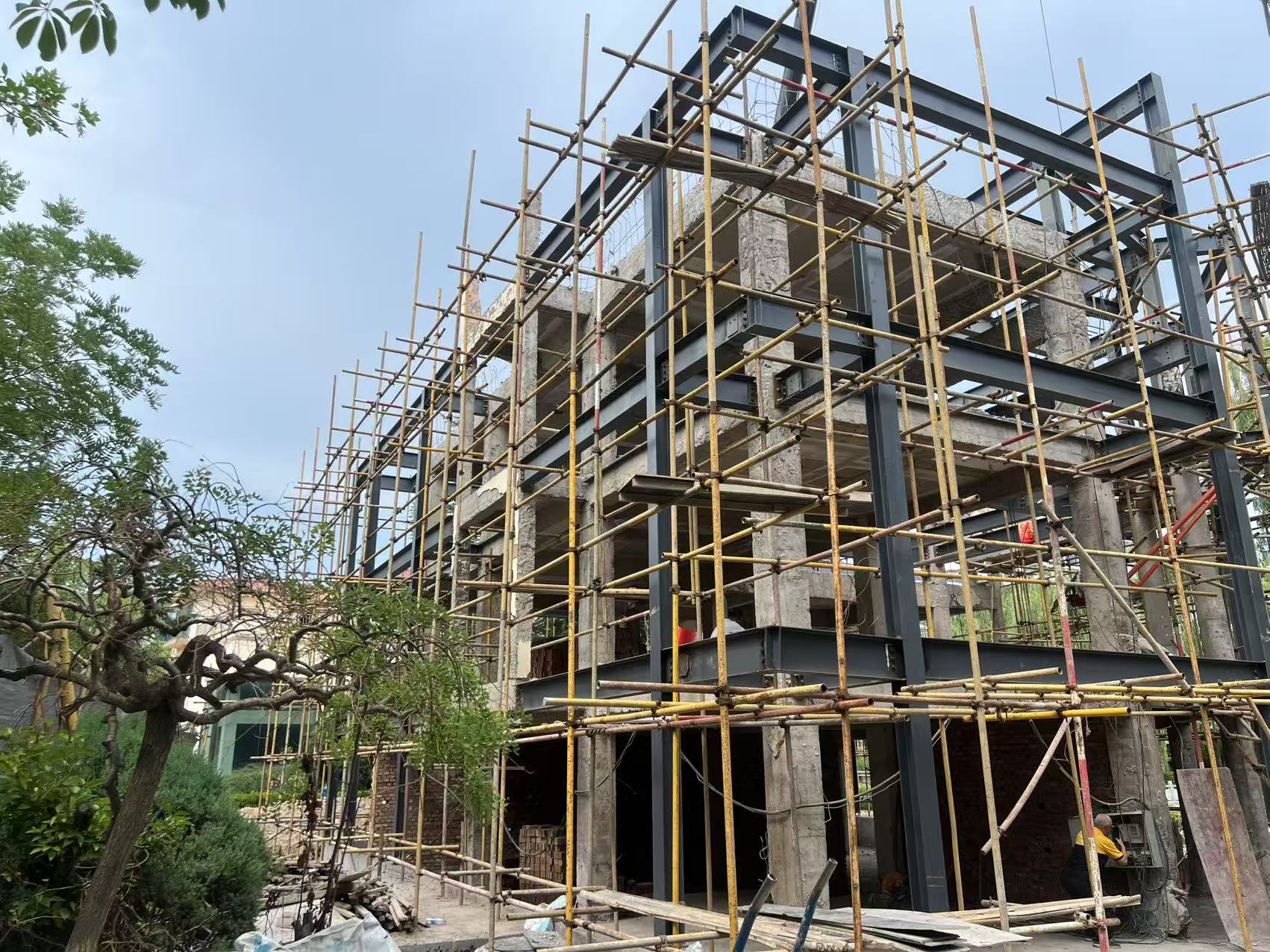 臨洮鳳臺(tái)花苑別墅改造項(xiàng)目安裝